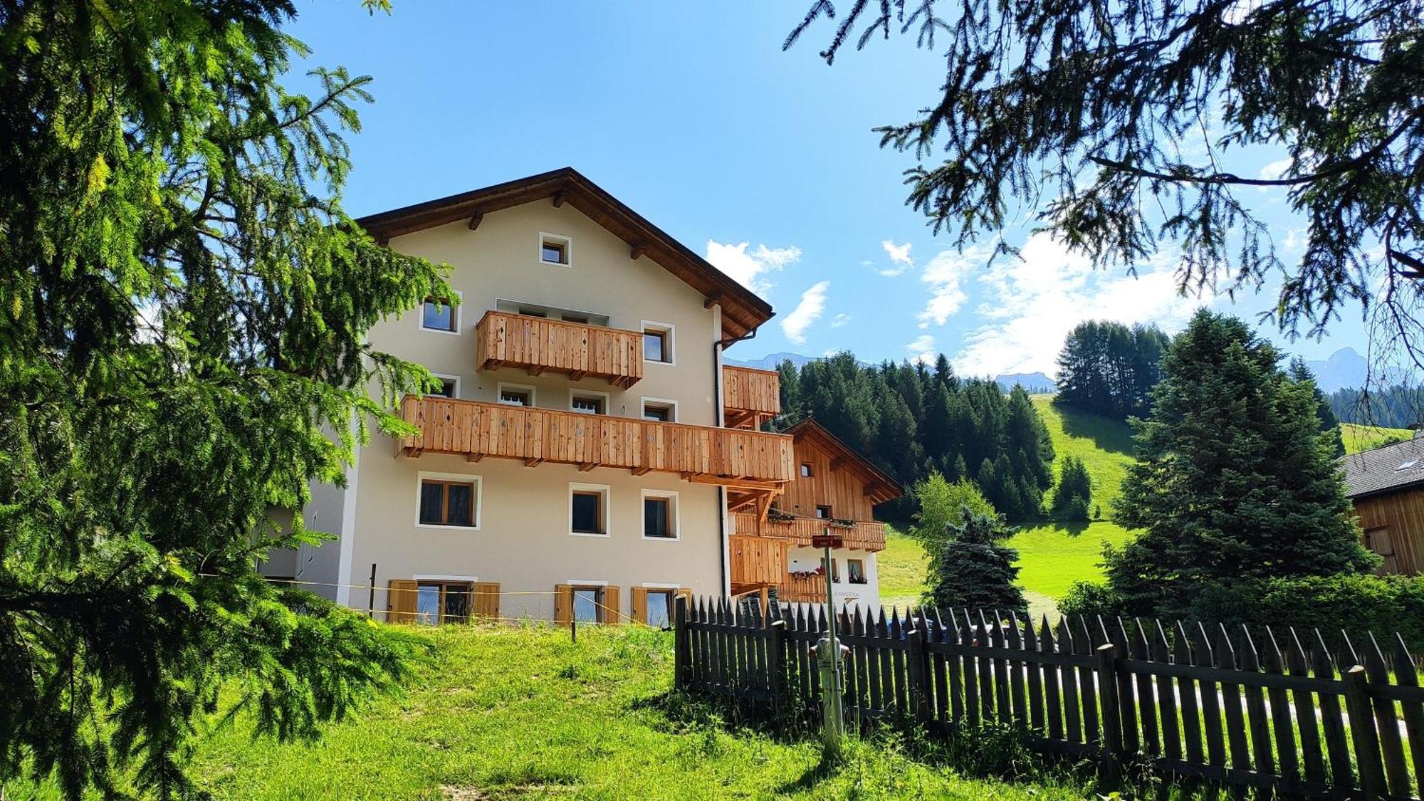 Villa Erica Abtei Exterior foto